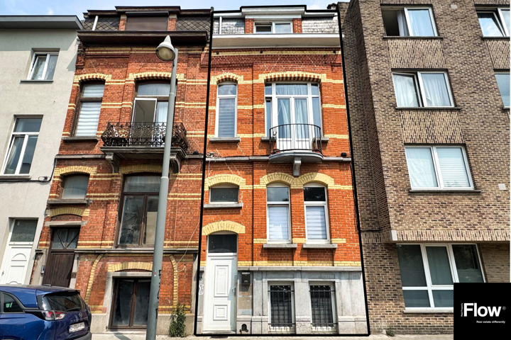 Av. Marc Henri Van Laer 85